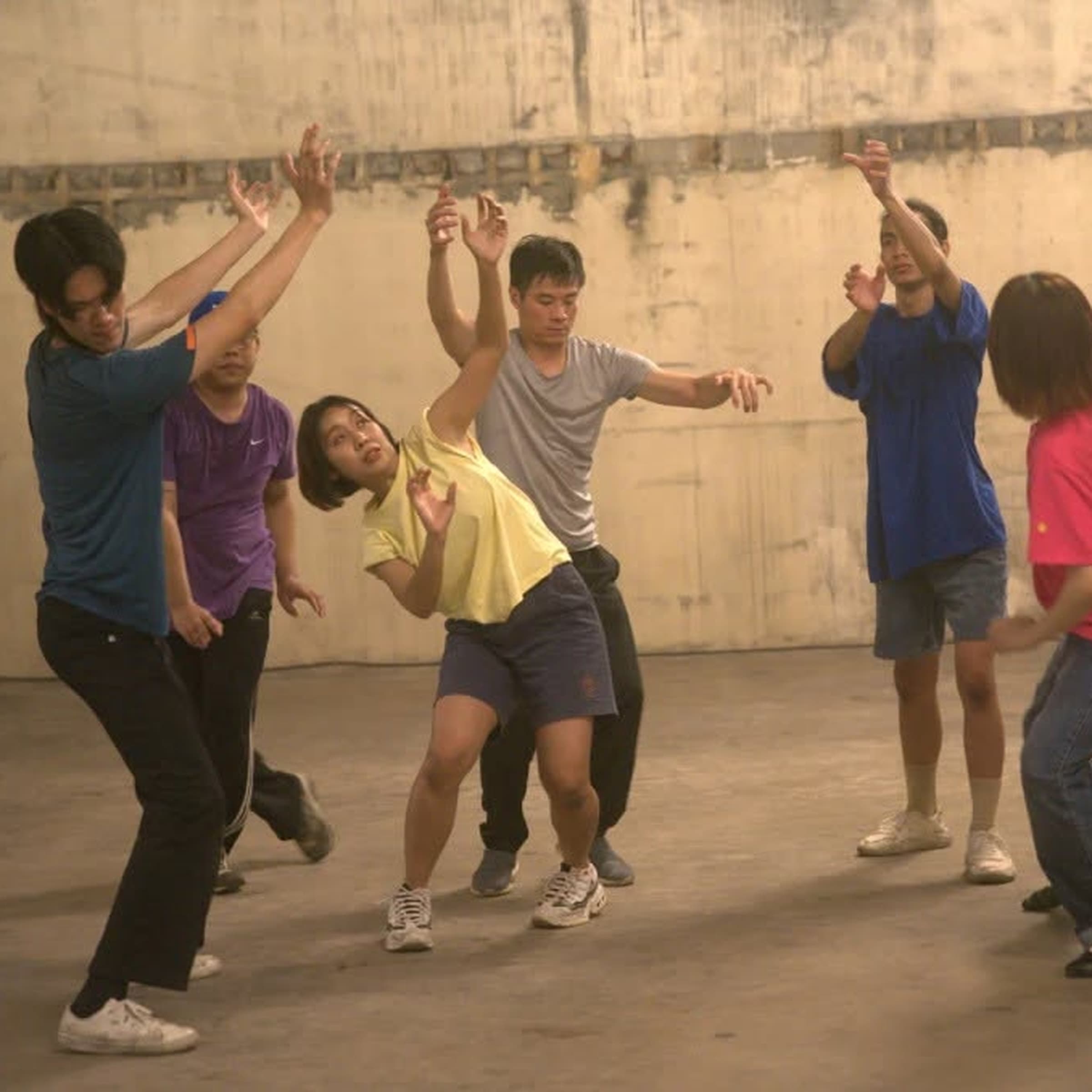 Performance - Working On The Imaginary Object